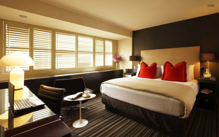130 Hotel room bed desk laptop photography 1920x1200 wallpaper12513 1 768x480
